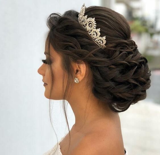 100 top idées de coiffures de fête à essayer 48