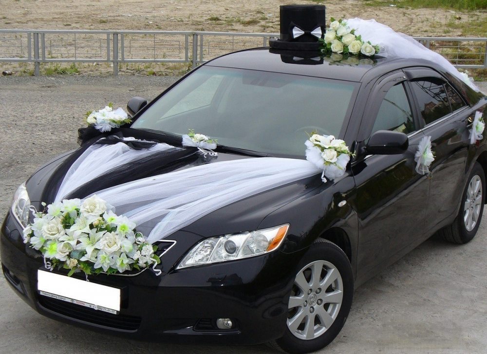 12 belles idées pour décorer une voiture de mariage 4