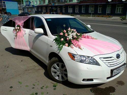 12 belles idées pour décorer une voiture de mariage 5 12 belles idées pour décorer une voiture de mariage 5