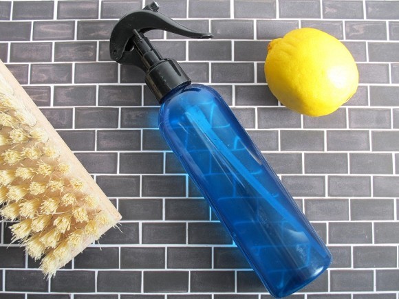 Les 5 recettes de désherbants naturels les plus efficaces 4 Les 5 recettes de désherbants naturels les plus efficaces 4