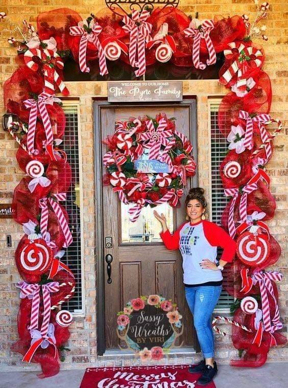 23 idées pour décorer votre entrée à Noël 12 23 idées pour décorer votre entrée à Noël 12