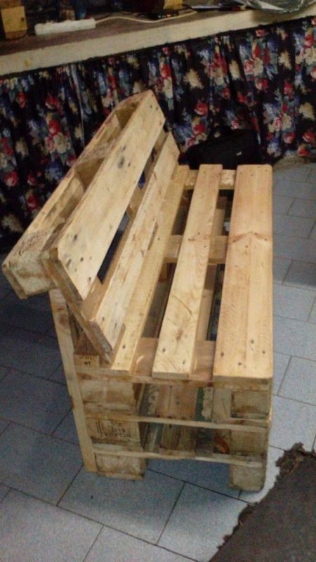 15 idées de bancs en bois trop beaux à faire soi-même 7 15 idées de bancs en bois trop beaux à faire soi-même 7