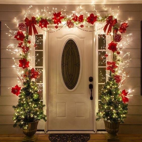 23 idées pour décorer votre entrée à Noël 18 23 idées pour décorer votre entrée à Noël 18