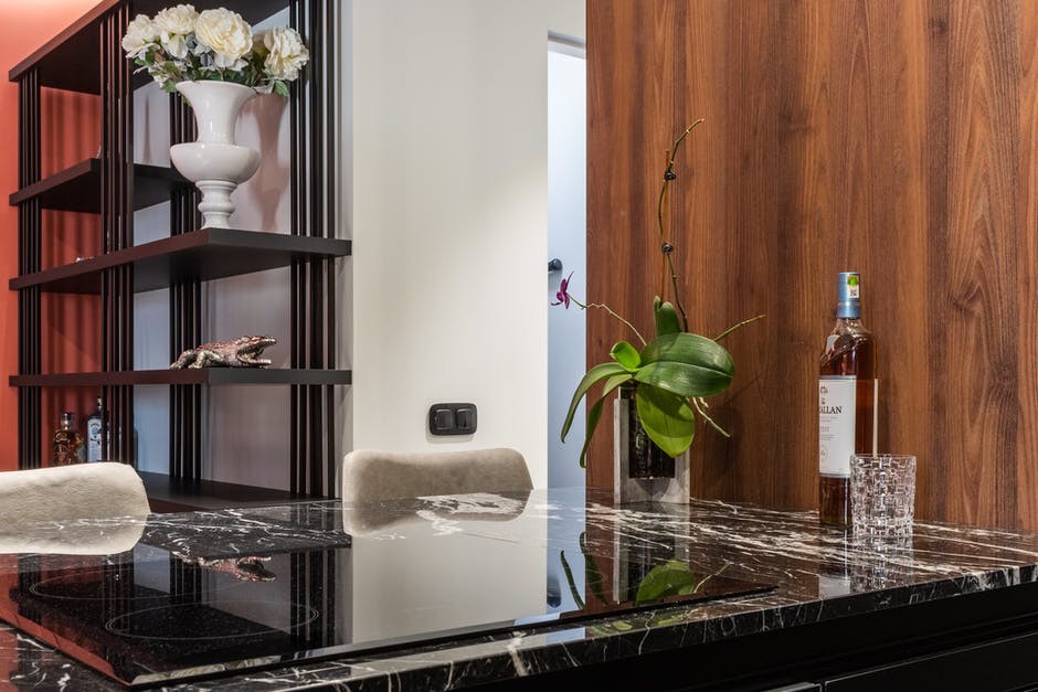 7 Astuces hyper-simples pour nettoyer sa plaque à induction 2 7 Astuces hyper-simples pour nettoyer sa plaque à induction 2