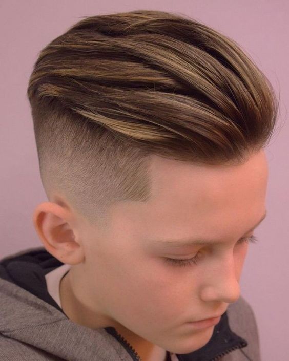 21 idées de coupes de cheveux pour garçon de 12 ans 21