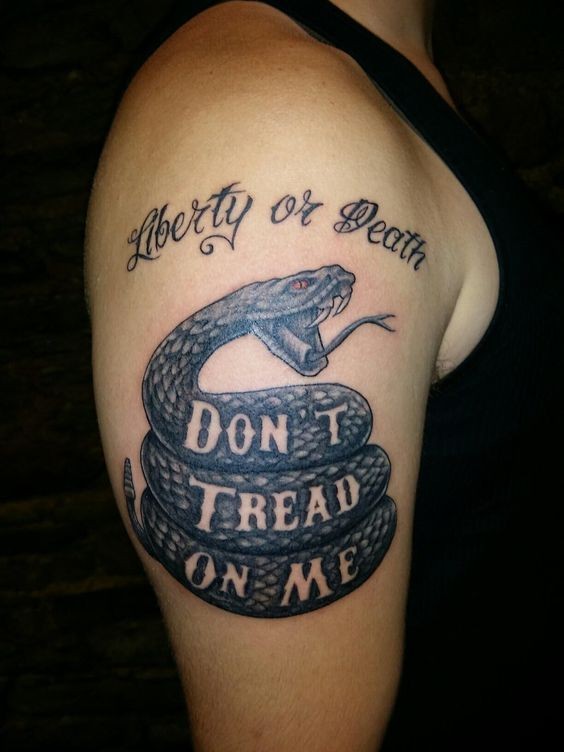 50 idées de tatouage serpent pour femme 21 50 idées de tatouage serpent pour femme 21