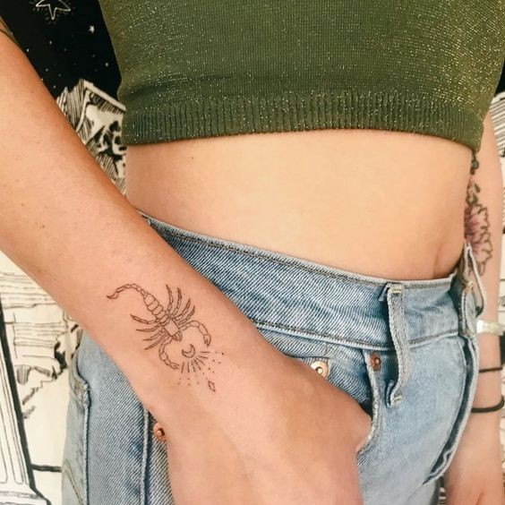 Les 50 plus beaux tatouages scorpion 31 Les 50 plus beaux tatouages scorpion 31