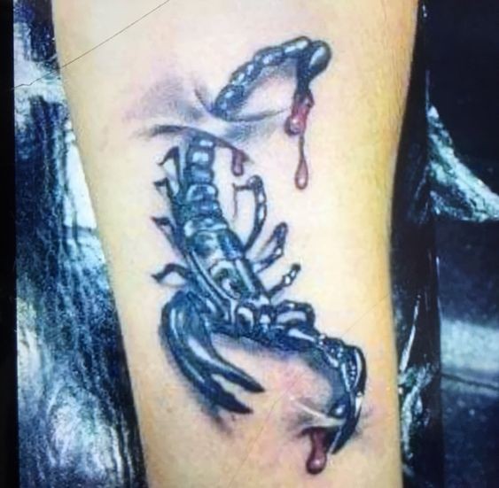 Les 50 plus beaux tatouages scorpion 38 Les 50 plus beaux tatouages scorpion 38