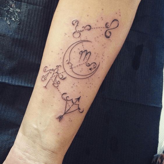 100 idées de tatouages lune pour femme 41