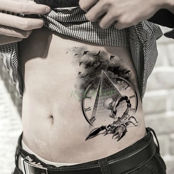 Les 50 plus beaux tatouages scorpion 47 Les 50 plus beaux tatouages scorpion 47