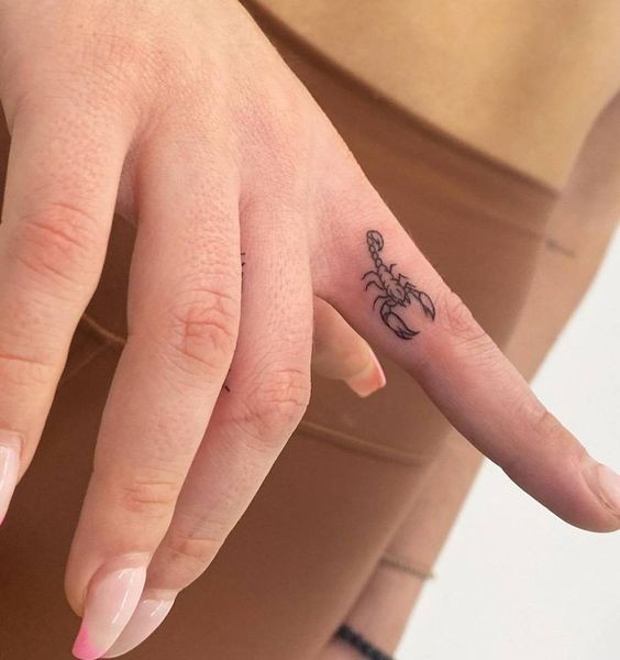 Les 50 plus beaux tatouages scorpion 7 Les 50 plus beaux tatouages scorpion 7