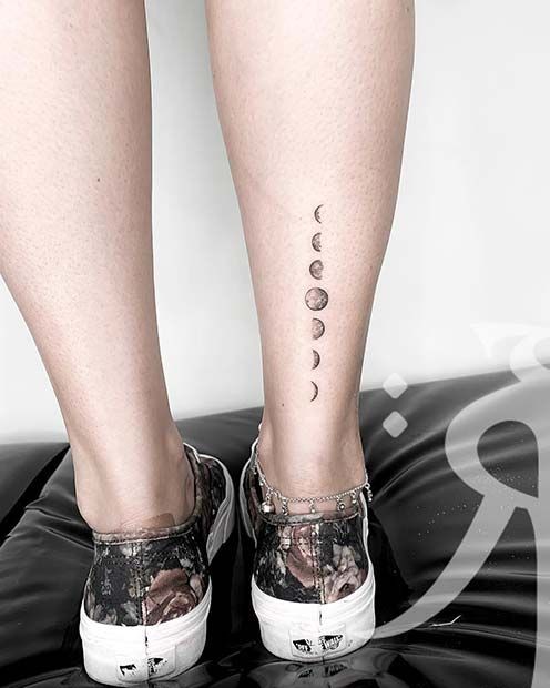 100 idées de tatouages lune pour femme 74