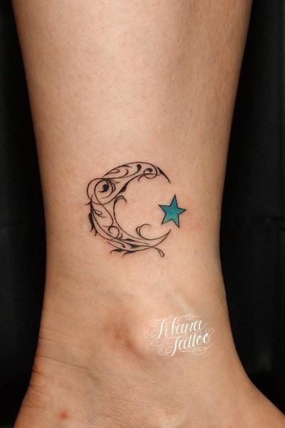 100 idées de tatouages lune pour femme 79