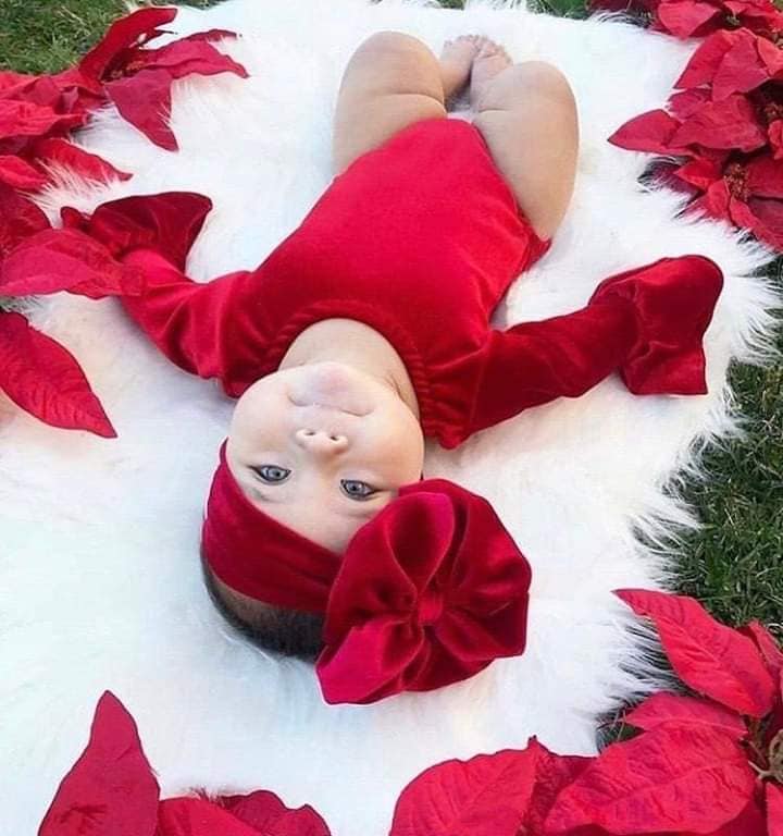 14 jolies idées de séances photos pour un bébé fille 14