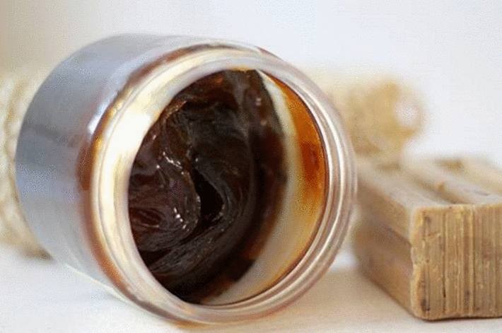 10 astuces hyper-simples pour nettoyer les plastiques de voitures 2
