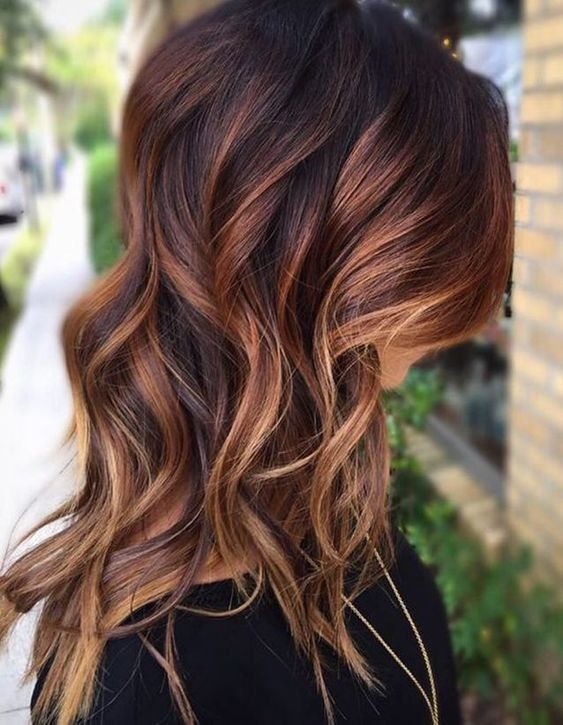 Les 50 plus beaux balayages blond sur cheveux bruns 50 Les 50 plus beaux balayages blond sur cheveux bruns 50