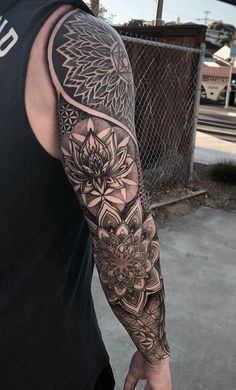 Les 50 plus beaux tatouages mandala 12