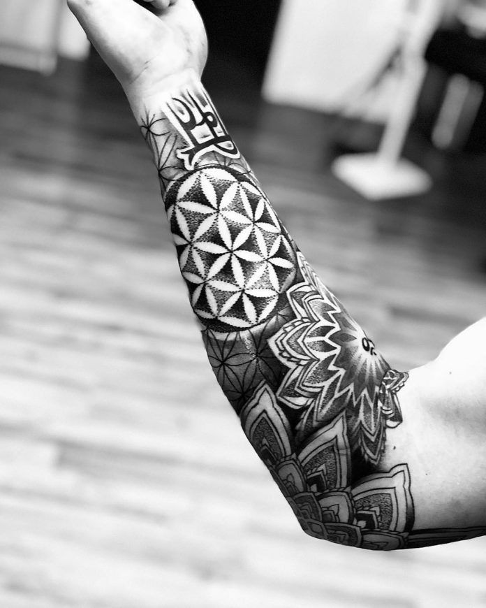 Les 50 plus beaux tatouages mandala 18
