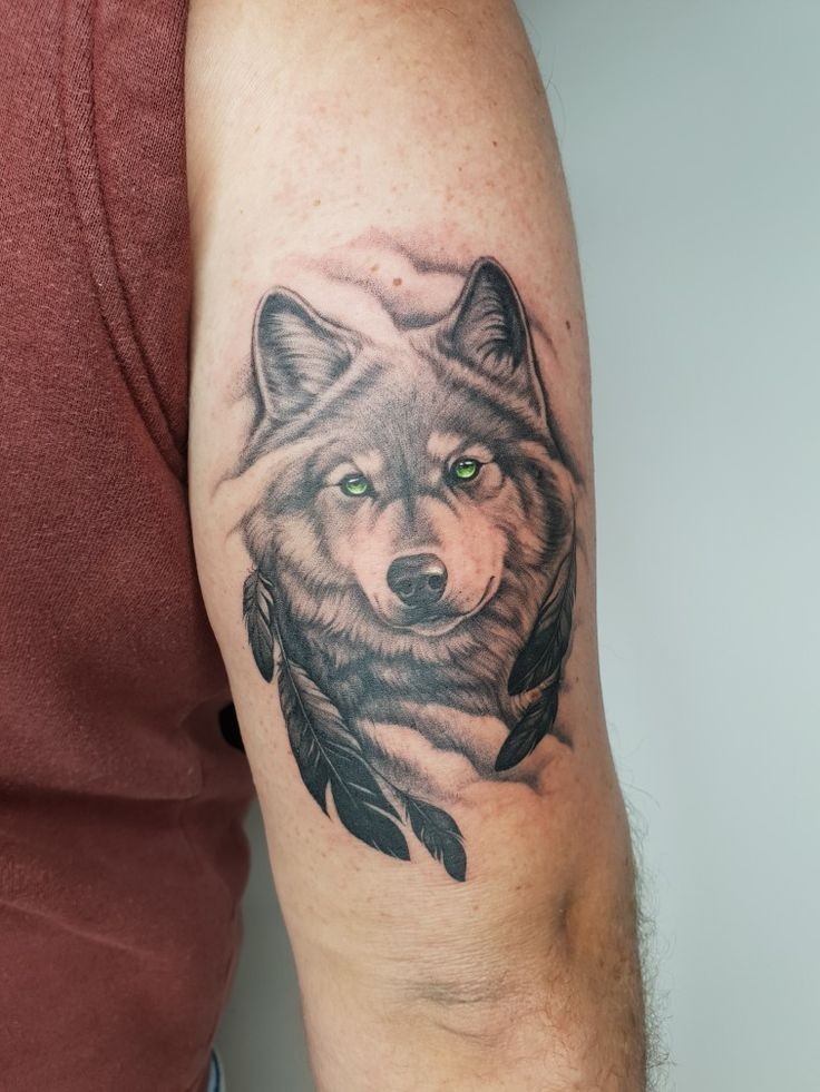 100 top idées de tatouages loup 23 C:\Users\UTILISATEUR\Desktop\loup homme\5ce4fde879925cc1ba82a240e922d13d.jpg