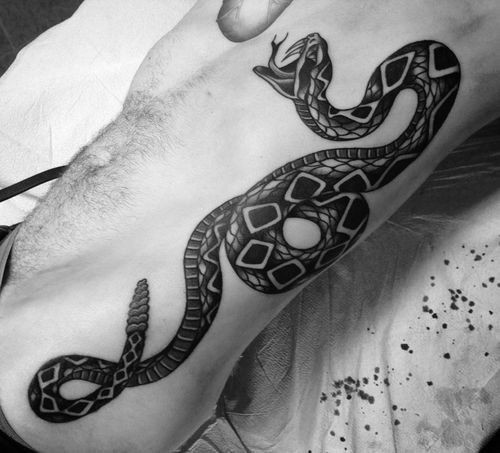 100 top idées de tatouages serpents 24