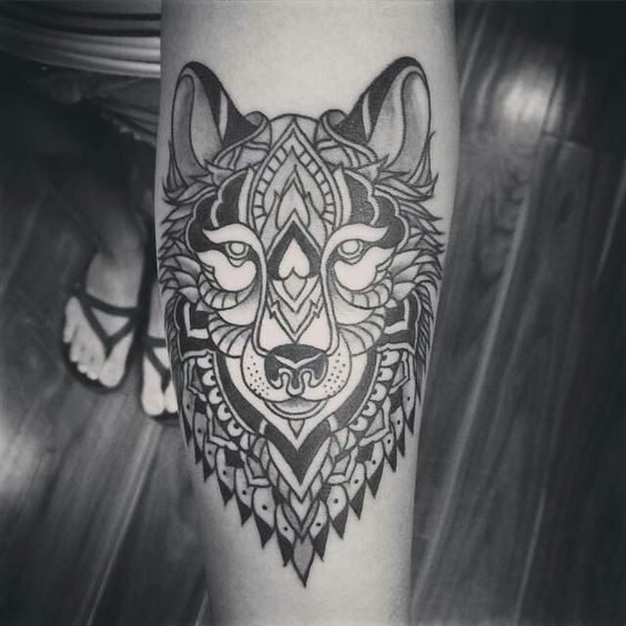 100 top idées de tatouages loup 31 C:\Users\UTILISATEUR\Desktop\loup homme\8d58d2503229be84b30ee23d8c4ba439.jpg