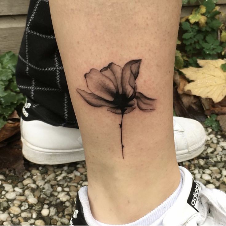 Les 50 plus beaux tatouages coquelicot 34 Les 50 plus beaux tatouages coquelicot 34