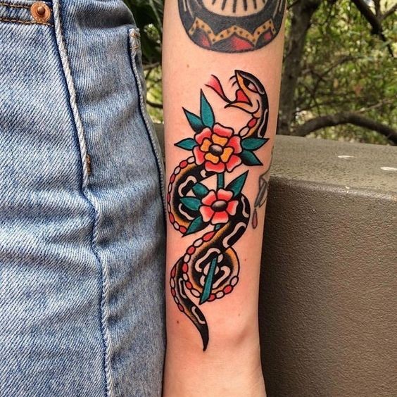 100 top idées de tatouages serpents 34