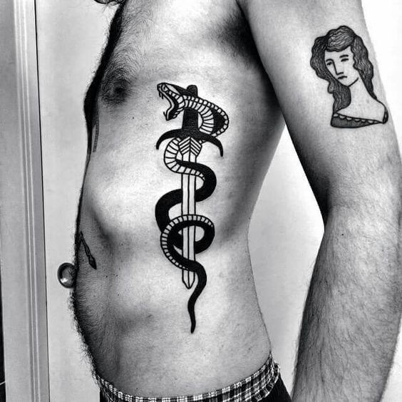 100 top idées de tatouages serpents 36