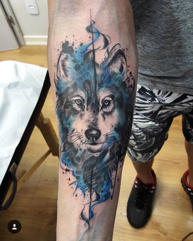 100 top idées de tatouages loup 45 C:\Users\UTILISATEUR\Desktop\loup homme\583c4c0b72b939efa65e4151ae984b37.jpg