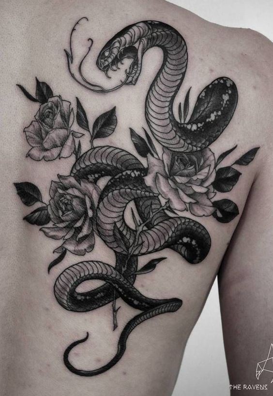 100 top idées de tatouages serpents 45