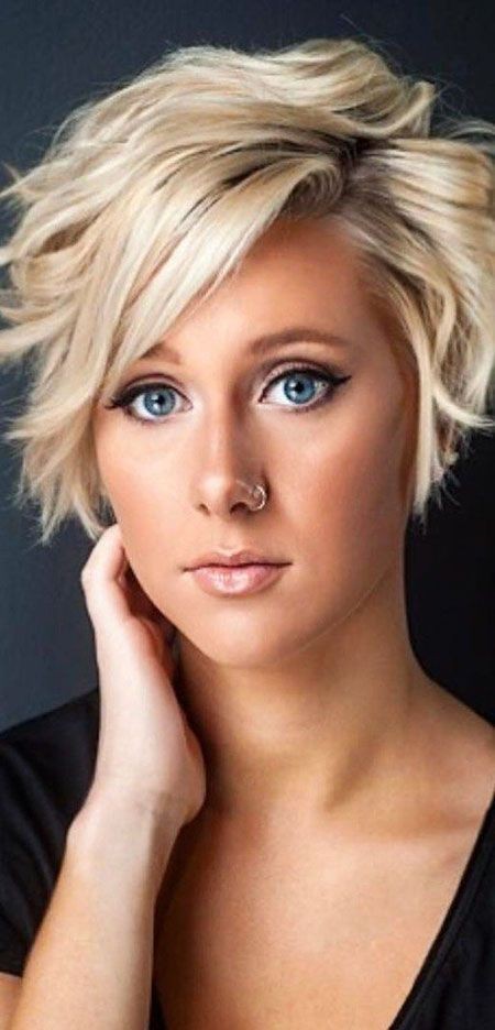 Les 50 plus beaux balayages sur cheveux courts 6 Les 50 plus beaux balayages sur cheveux courts 6