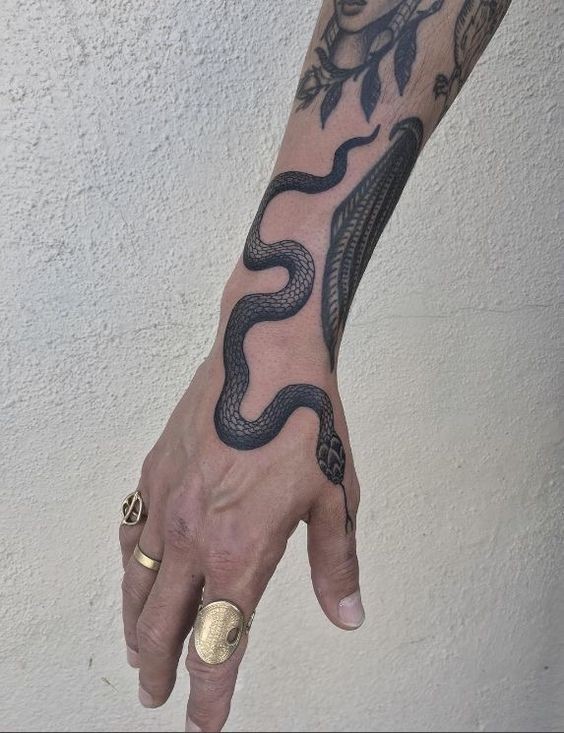100 top idées de tatouages serpents 75