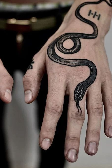 100 top idées de tatouages serpents 9