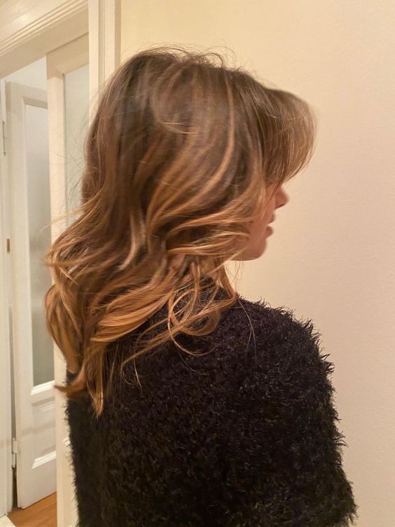 Les 60 plus belles coupes cheveux mi long femme 44 Les 60 plus belles coupes cheveux mi long femme 44