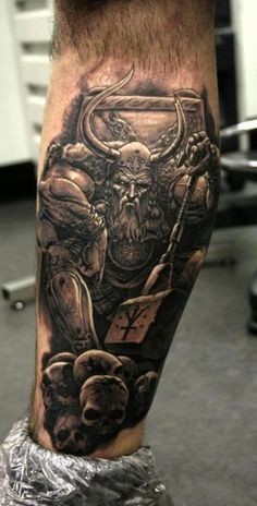 Les 100 plus beaux tatouages viking 14