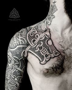 Les 100 plus beaux tatouages viking 19