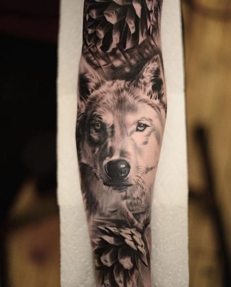 Les 50 plus beaux tatouages loup pour homme 23