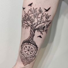 Les 100 plus beaux tatouages viking 25
