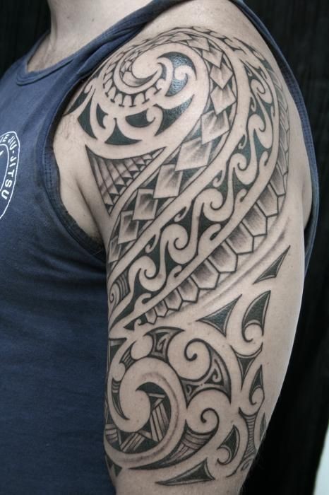 100 top idées de tatouages maori pour s'inspirer 31