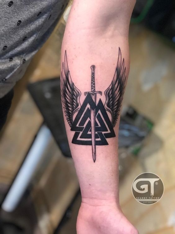 100 top idées de tatouages homme 64 100 top idées de tatouages homme 63