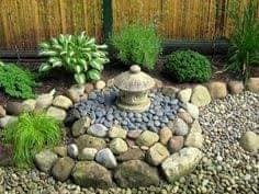 27 idées de beaux jardins décorés avec des pierres 4