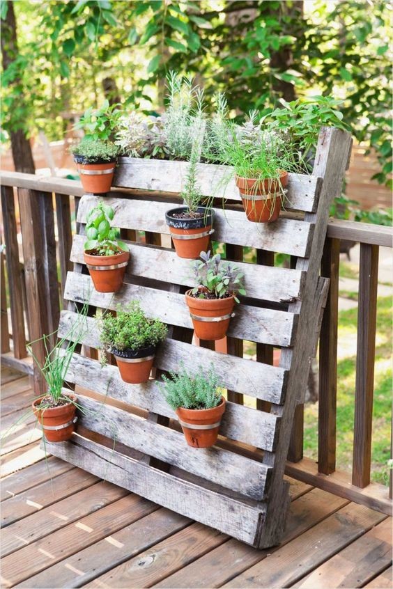 43 décorations de jardin à faire avec des palettes 36 43 décorations de jardin à faire avec des palettes 36