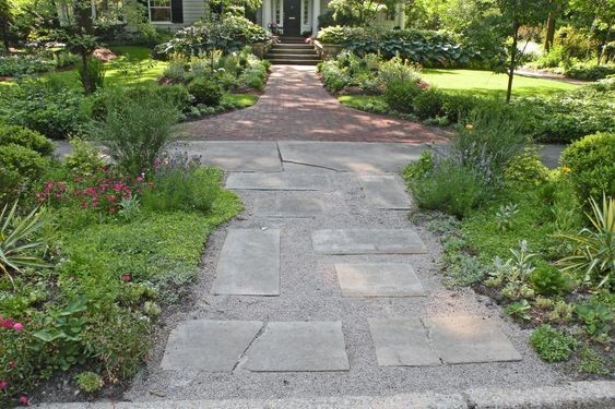 94 idées pour embellir une allée de jardin 46 94 idées pour embellir une allée de jardin 46