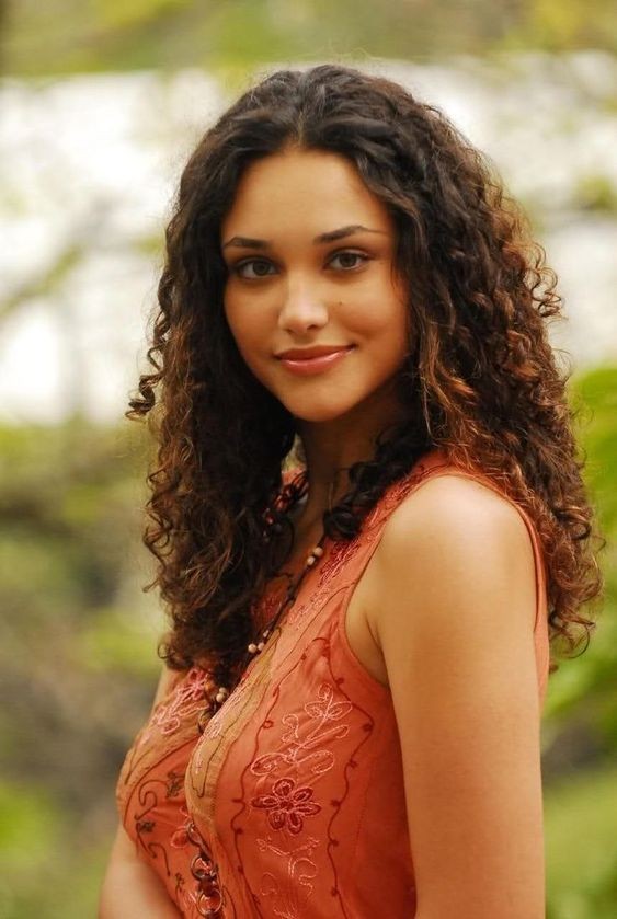 41 coupes de cheveux femme pour visage rond 29