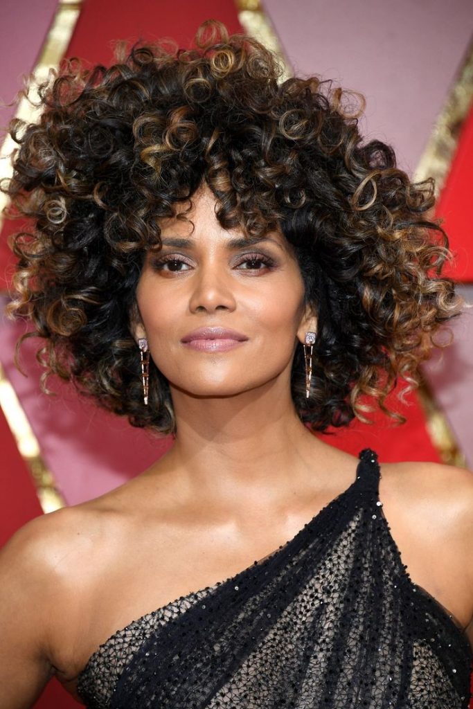 41 coupes de cheveux femme pour visage rond 38