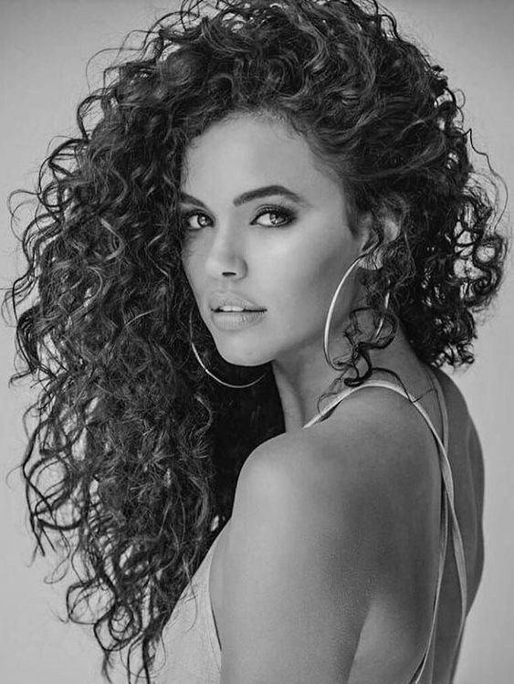 41 coupes de cheveux femme pour visage rond 40