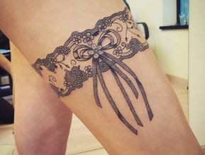 100 top idées de tatouages cuisse pour femme 7