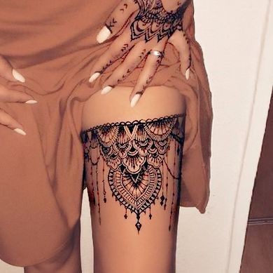 100 top idées de tatouages cuisse pour femme 43