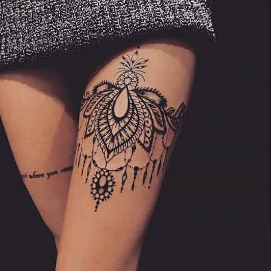 100 top idées de tatouages cuisse pour femme 51
