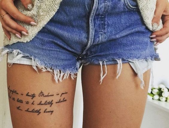 100 top idées de tatouages cuisse pour femme 73